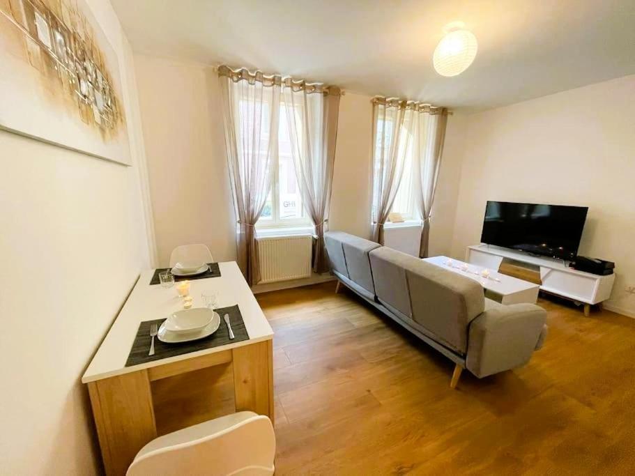 Rm-0 - Appartement F2 Au Rdc A Mulhouse Pour 1-2 Pers Bagian luar foto